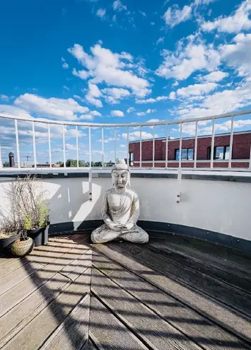 2 Zimmer Wohnung mit 80 m² in Berlin – Bild 4