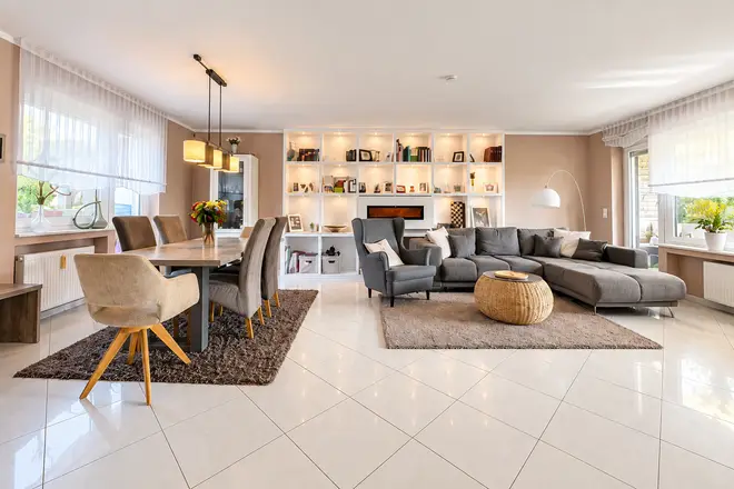 4 Zimmer Wohnung mit 148 m² in Köln – Bild 2