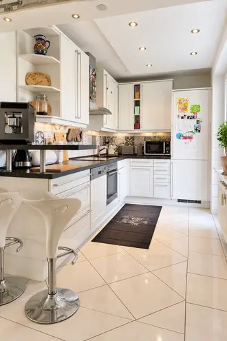 4 Zimmer Wohnung mit 148 m² in Köln – Bild 3