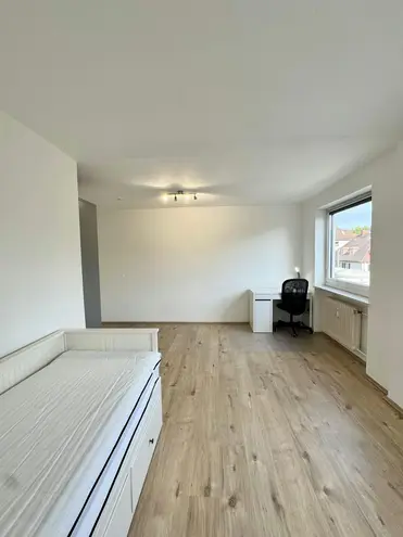 WG-Zimmer mit 20 m² in München – Bild 2