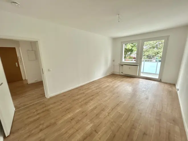4 Zimmer Wohnung mit 74 m² in Magdeburg – Bild 2