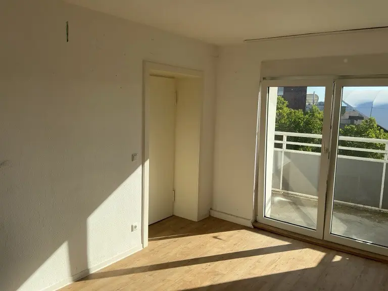3 Zimmer Wohnung mit 79 m² in Ludwigshafen – Bild 2