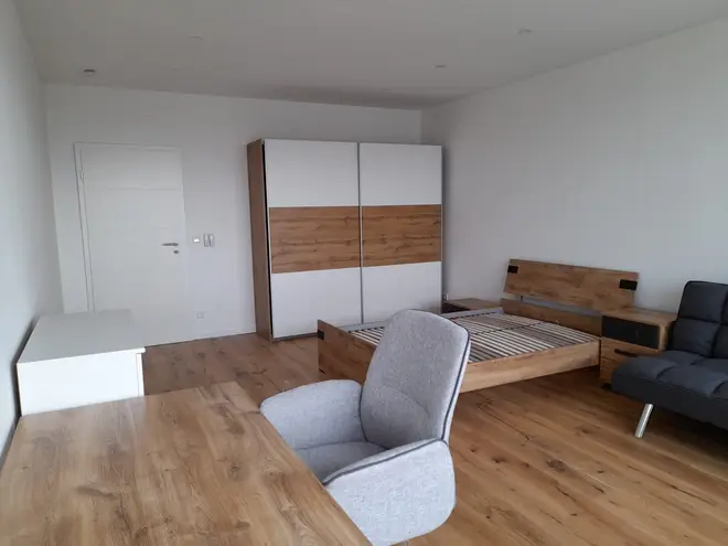 4 Zimmer Wohnung mit 98 m² in Karlsruhe – Bild 3