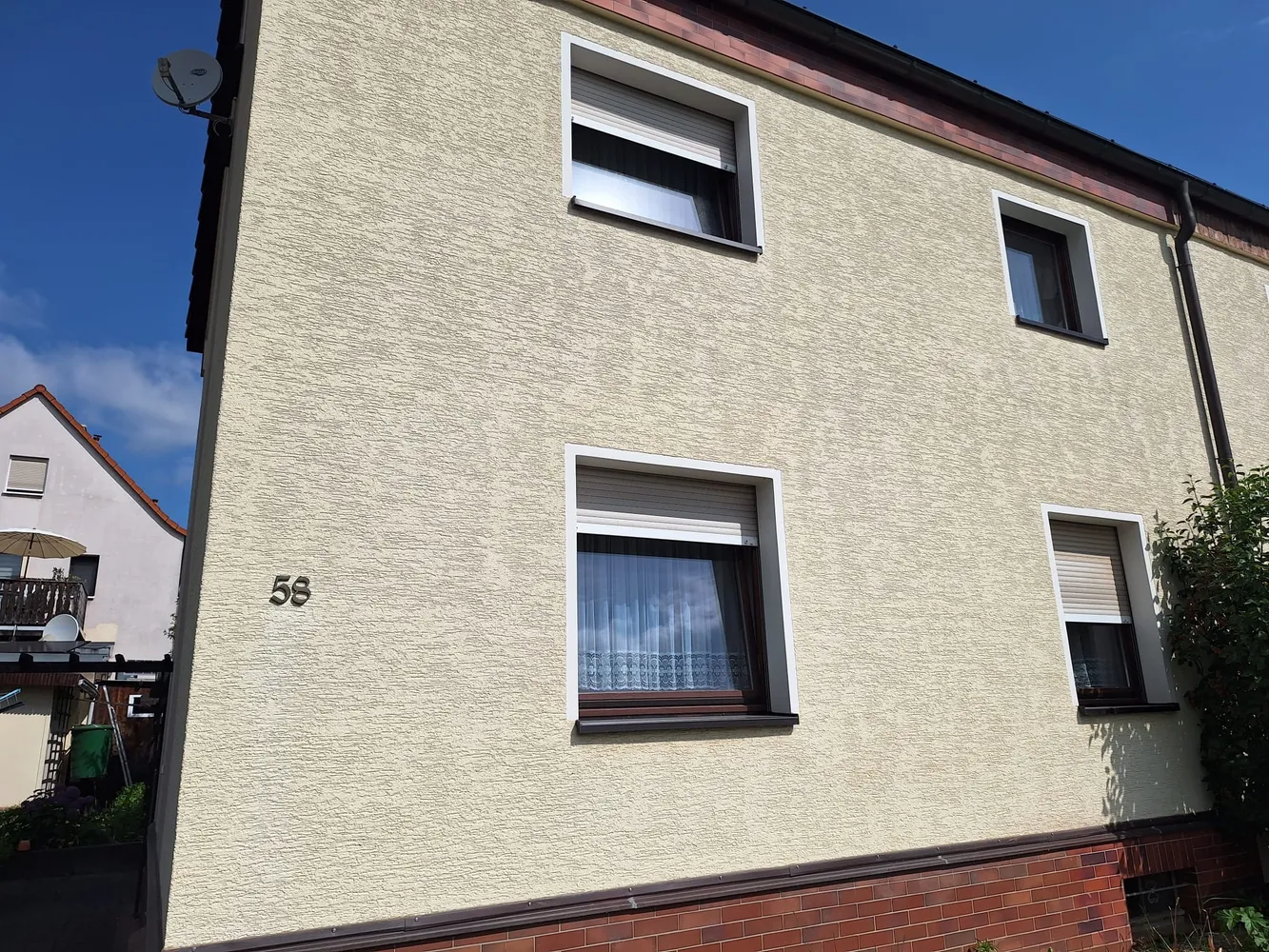 6 Zimmer Wohnung mit 170 m² in Dresden – Bild 1