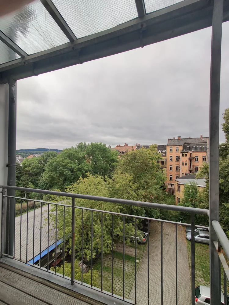 5 Zimmer Wohnung mit 122 m² in Plauen – Bild 1