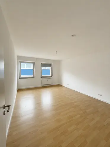 4 Zimmer Wohnung mit 110 m² in Rüsselsheim am Main – Bild 2