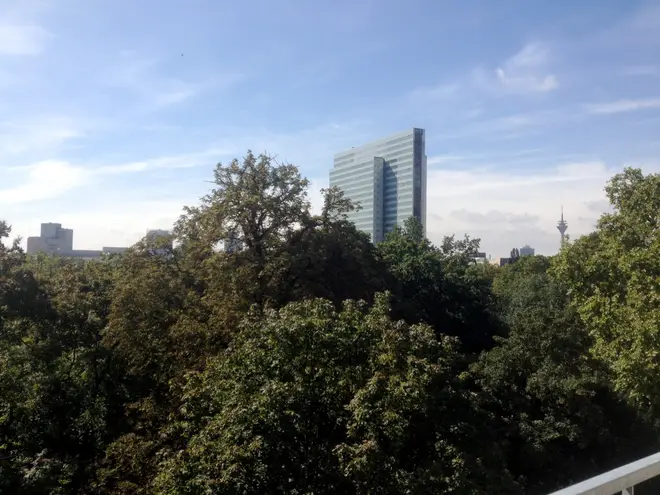 2 Zimmer Wohnung mit 118 m² in Düsseldorf – Bild 1