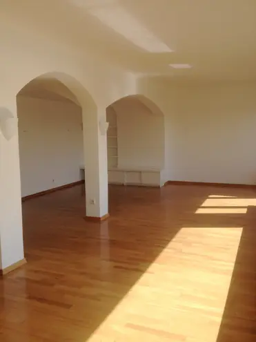 2 Zimmer Wohnung mit 118 m² in Düsseldorf – Bild 4