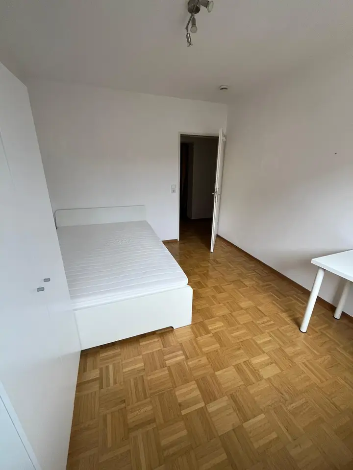 WG-Zimmer mit 96 m² in Stuttgart – Bild 2