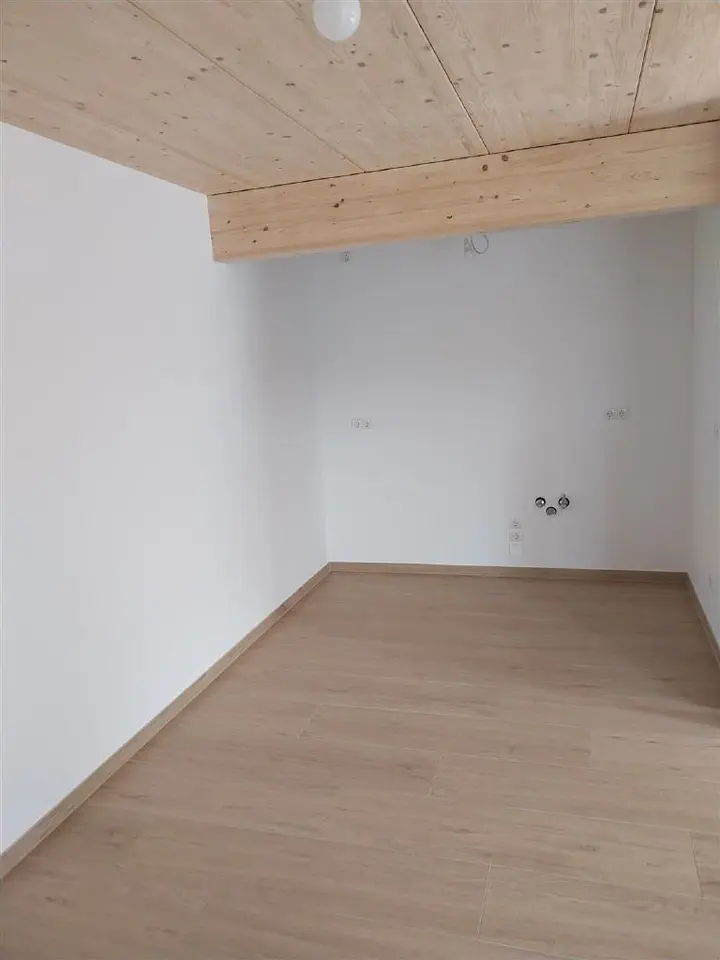 5 Zimmer Wohnung mit 118 m² in Landshut – Bild 6