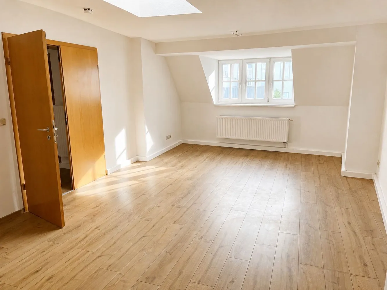3 Zimmer Wohnung mit 145 m² in Erfurt – Bild 3