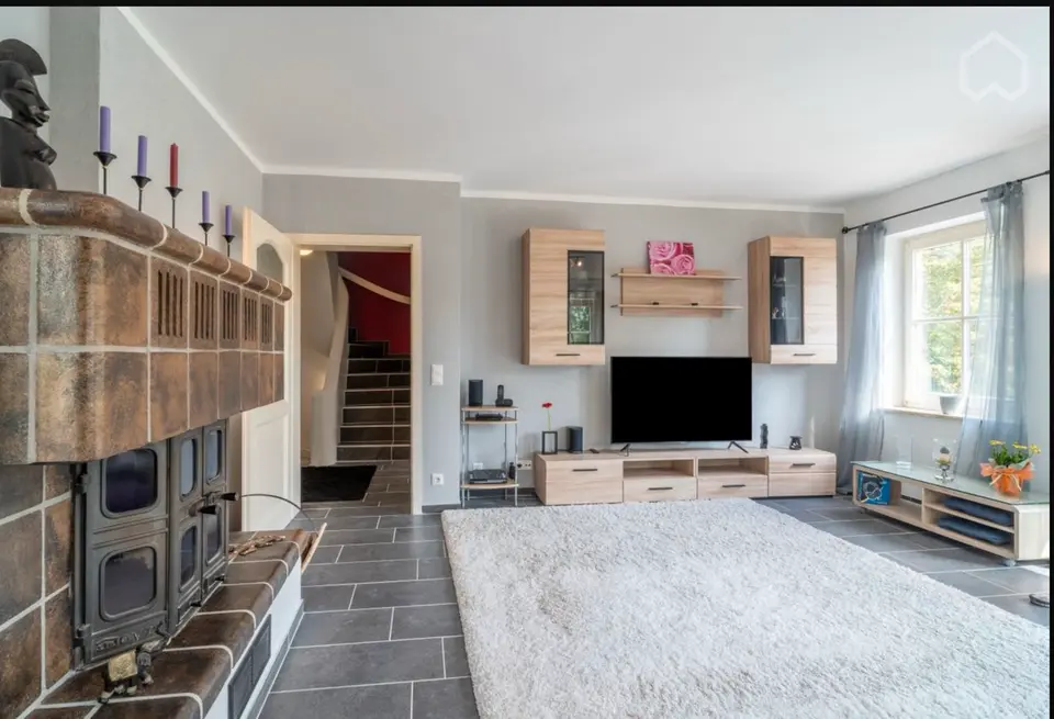 6 Zimmer Wohnung mit 126 m² in Kiel – Bild 1