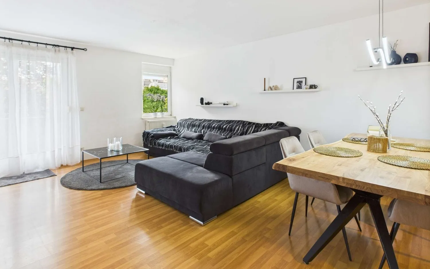 2 Zimmer Wohnung mit 67 m² in Ludwigsburg – Bild 2