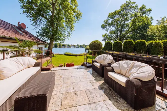 7 Zimmer Haus mit 264 m² in Berlin – Bild 2
