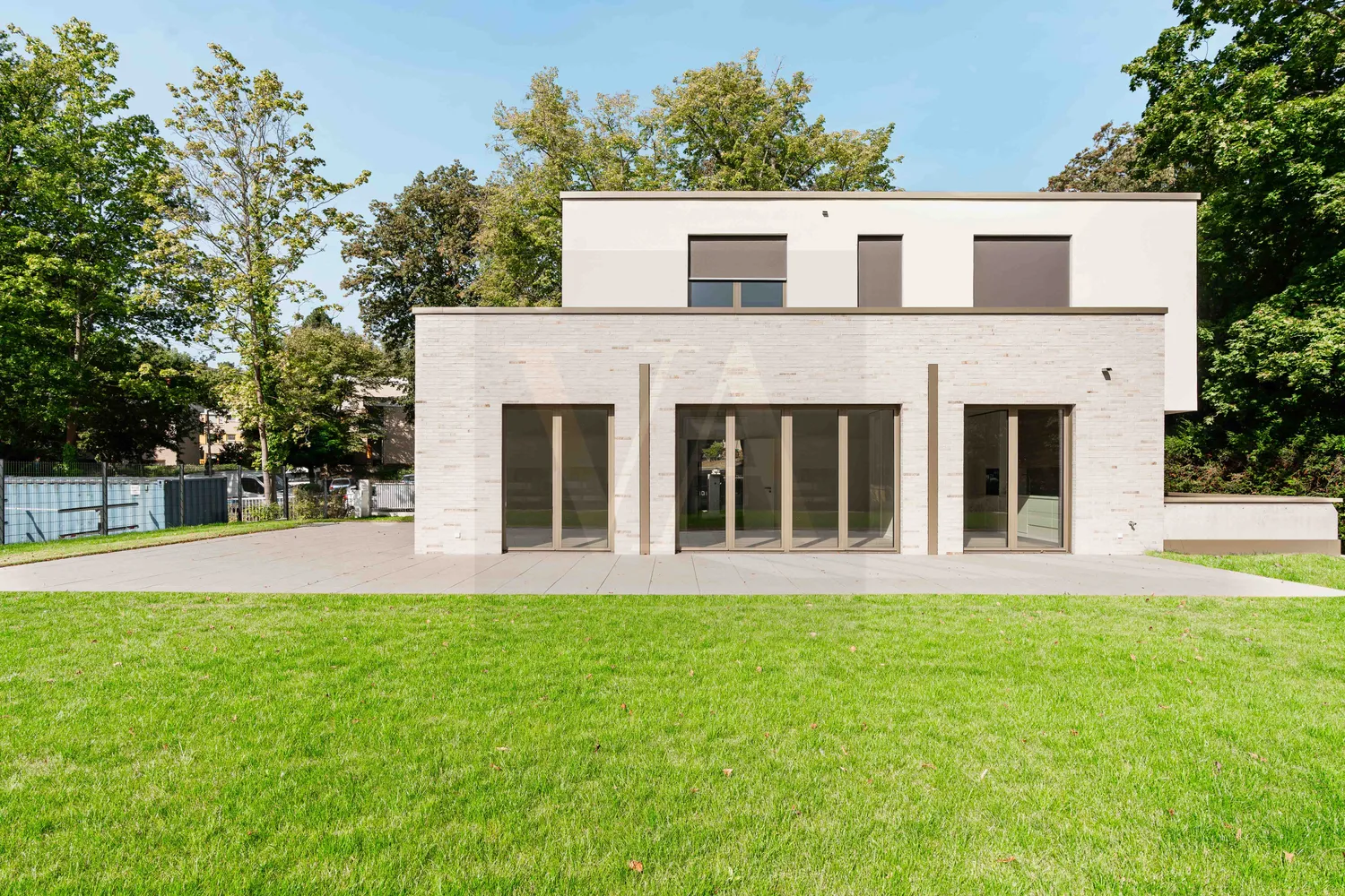 5 Zimmer Haus mit 231 m² in Berlin – Bild 1