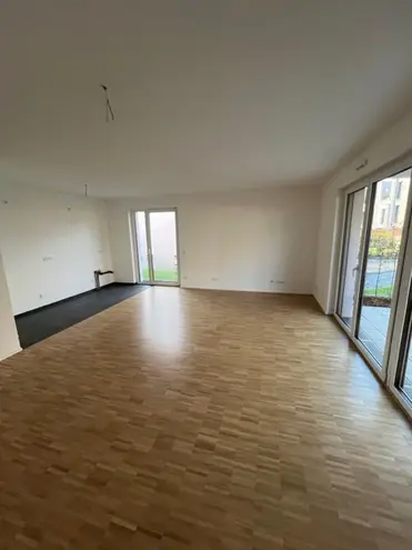 4 Zimmer Wohnung mit 108 m² in Düsseldorf – Bild 2