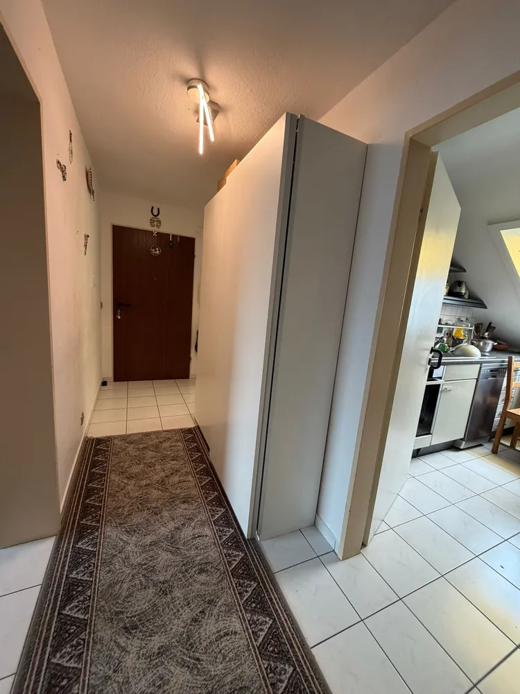 2 Zimmer Wohnung mit 70 m² in Wiesbaden – Bild 2