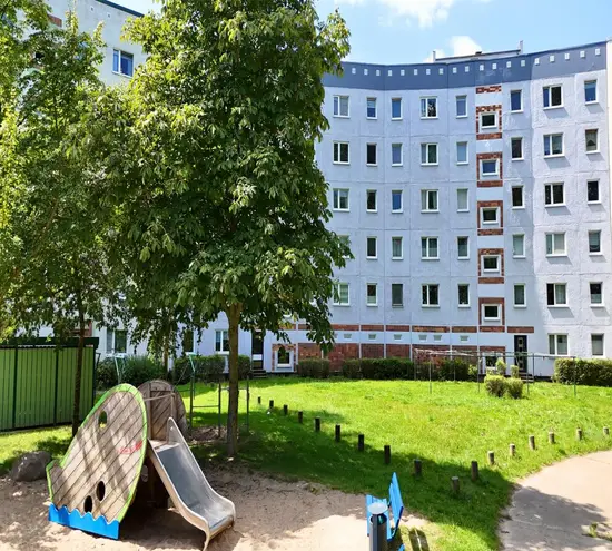 4 Zimmer Wohnung mit 77 m² in Rostock – Bild 3