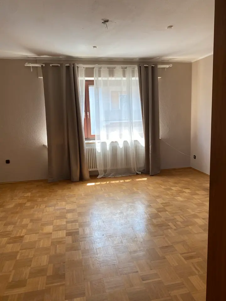 3 Zimmer Wohnung mit 102 m² in Bornheim – Bild 2