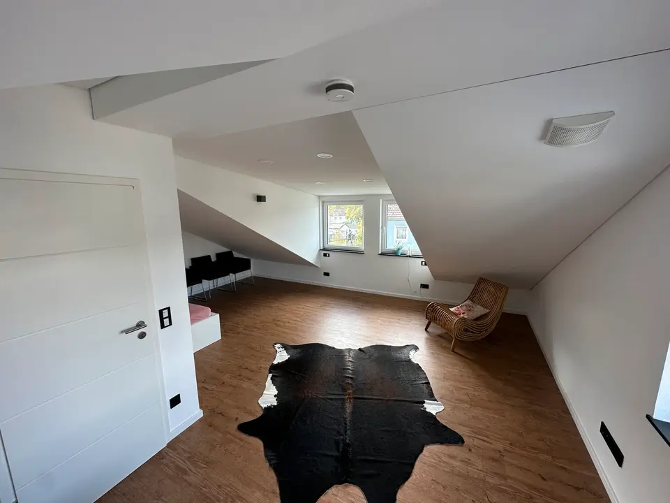 8 Zimmer Haus mit 196 m² in Neu-Ulm – Bild 9