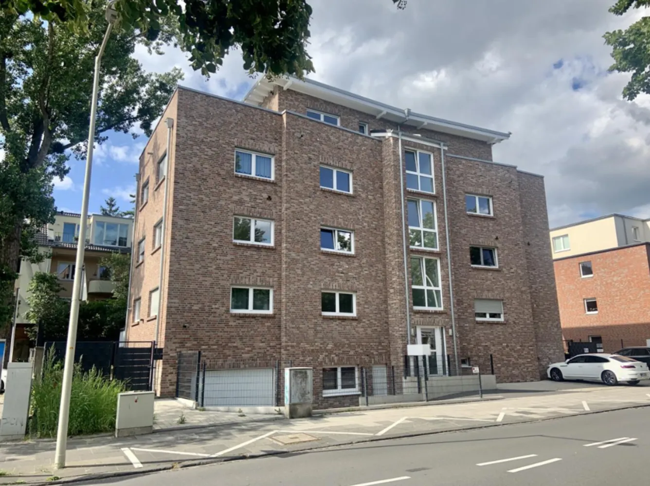3 Zimmer Wohnung mit 120 m² in Bonn – Bild 2