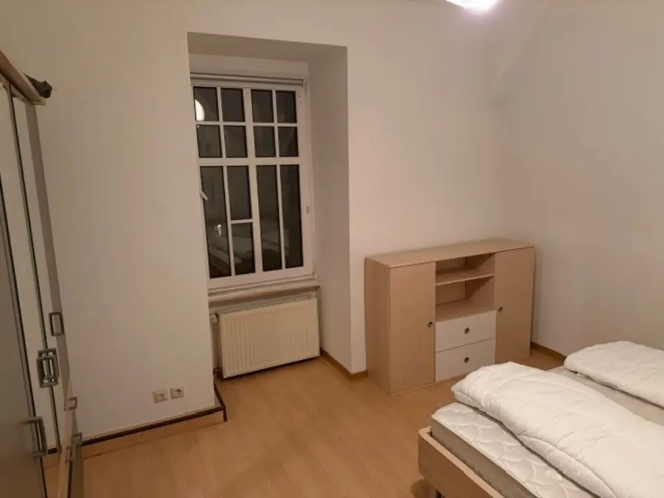 7 Zimmer Wohnung mit 150 m² in Greifswald – Bild 2