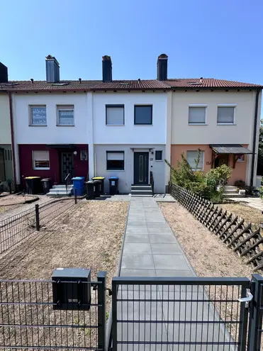 5 Zimmer Haus mit 100 m² in Nürnberg – Bild 2