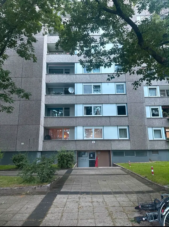 8 Zimmer Wohnung mit 125 m² in Gelsenkirchen – Bild 2