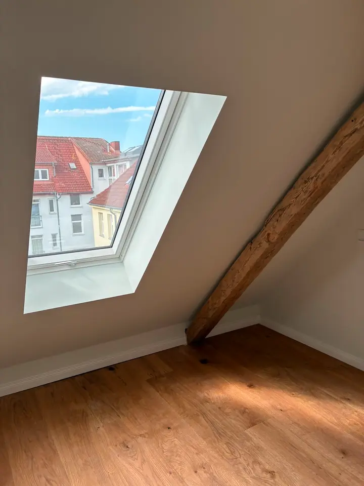 5 Zimmer Wohnung mit 100 m² in Rostock – Bild 3