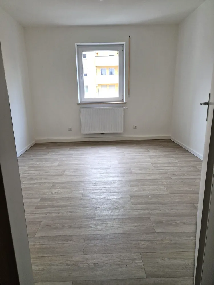 3 Zimmer Wohnung mit 88 m² in Augsburg – Bild 2