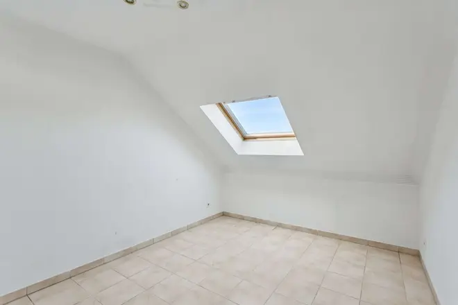 4 Zimmer Wohnung mit 118 m² in Bonn – Bild 7