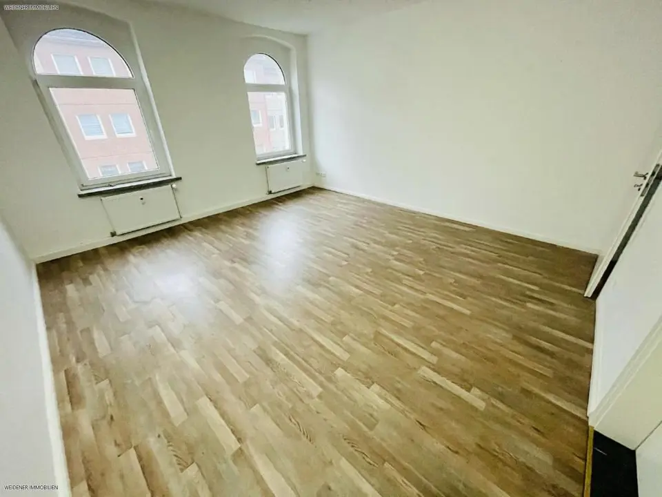 4 Zimmer Wohnung mit 98 m² in Gera – Bild 2