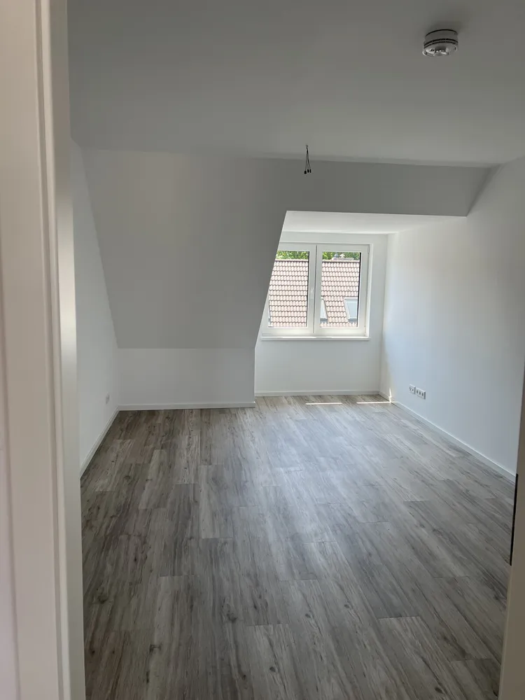 4 Zimmer Wohnung mit 99 m² in Berlin – Bild 3