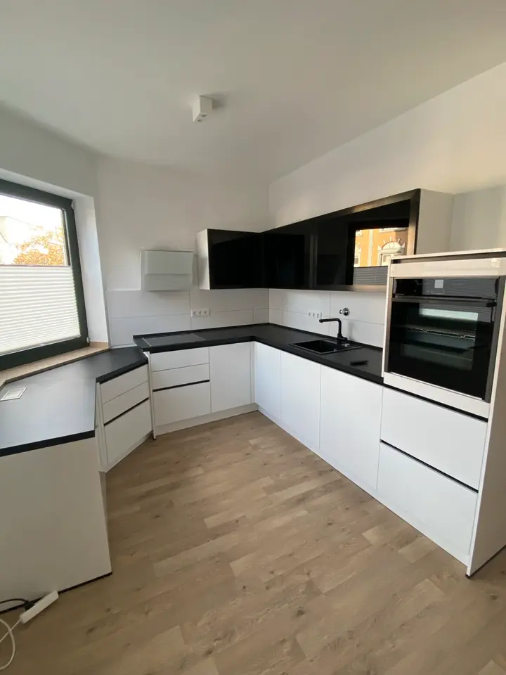 3 Zimmer Wohnung mit 100 m² in Kaarst – Bild 2