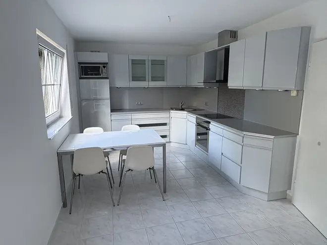 2 Zimmer Wohnung mit 60 m² in Leverkusen – Bild 1