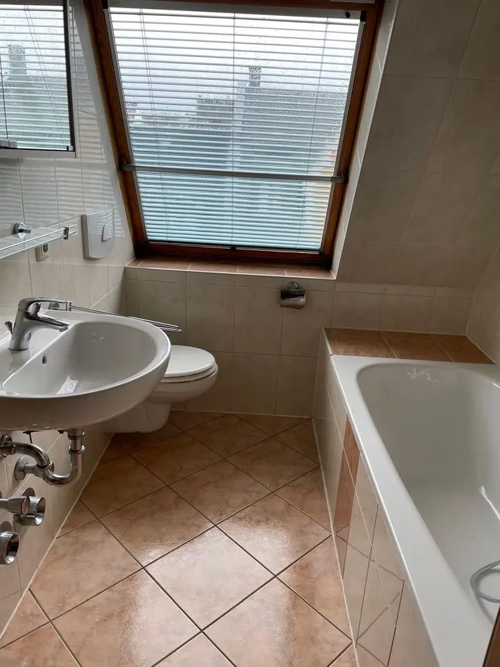 3 Zimmer Wohnung mit 77 m² in Plauen – Bild 5