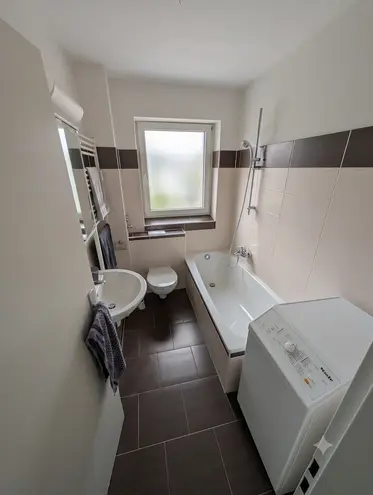 2 Zimmer Wohnung mit 63 m² in Lübeck – Bild 2