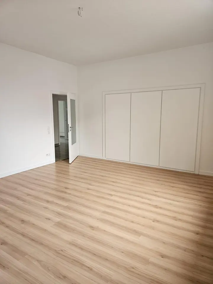 5 Zimmer Wohnung mit 112 m² in Hildesheim – Bild 1