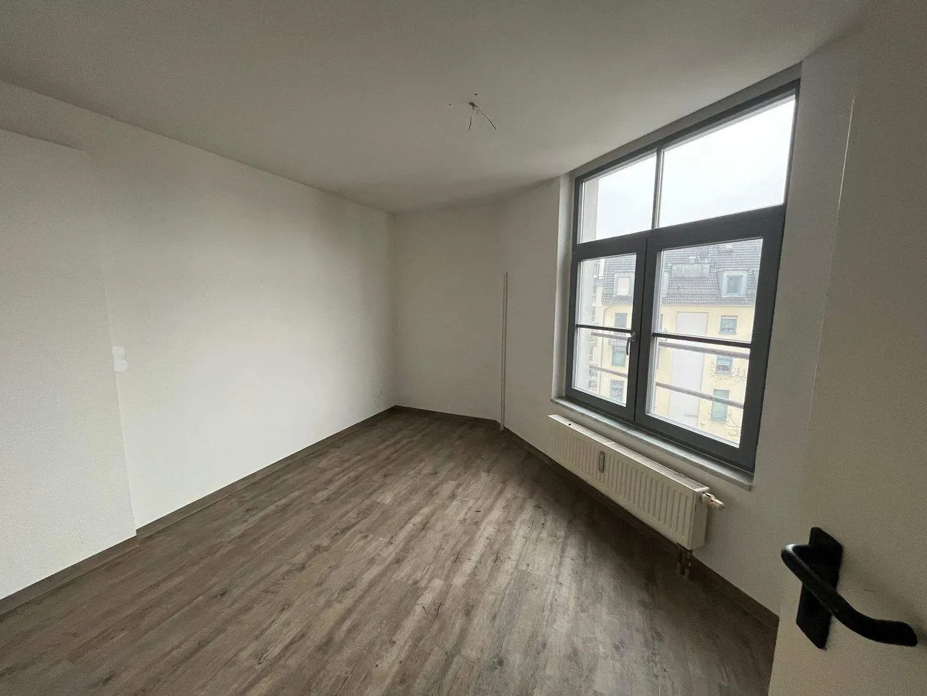 5 Zimmer Wohnung mit 110 m² in Chemnitz – Bild 4