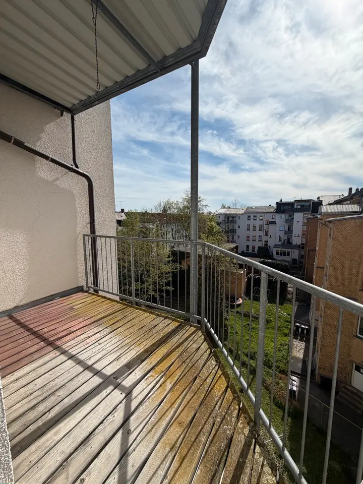 4 Zimmer Wohnung mit 98 m² in Plauen – Bild 3
