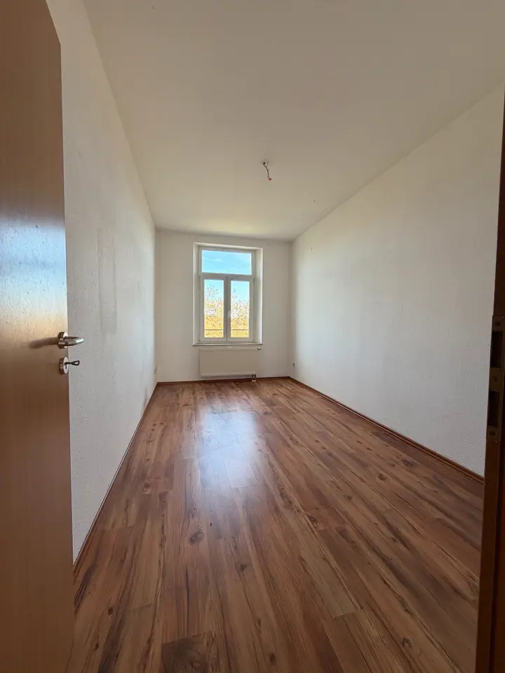 4 Zimmer Wohnung mit 98 m² in Plauen – Bild 7