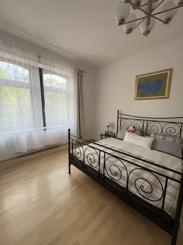 3 Zimmer Wohnung mit 80 m² in Saarbrücken – Bild 1