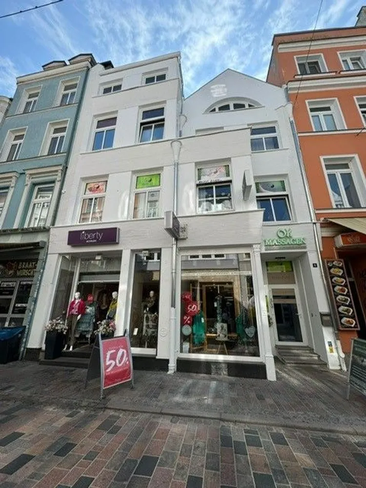 2 Zimmer Wohnung mit 114 m² in Rostock – Bild 1