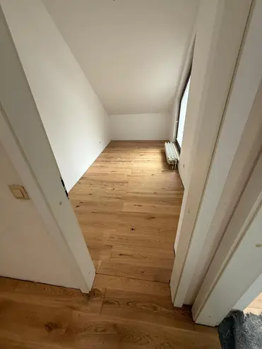 5 Zimmer Haus mit 126 m² in Wiesbaden – Bild 2