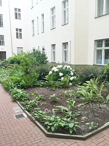 4 Zimmer Wohnung mit 165 m² in Berlin – Bild 2