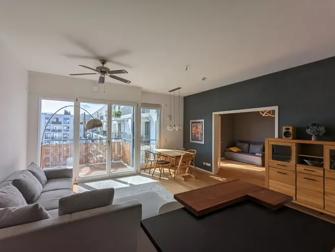 4 Zimmer Wohnung mit 120 m² in Berlin – Bild 1