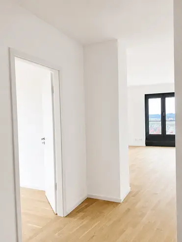 3 Zimmer Wohnung mit 81 m² in München – Bild 2