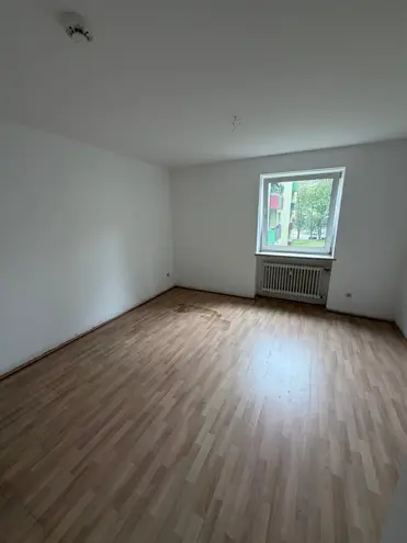 3 Zimmer Wohnung mit 74 m² in Regensburg – Bild 2