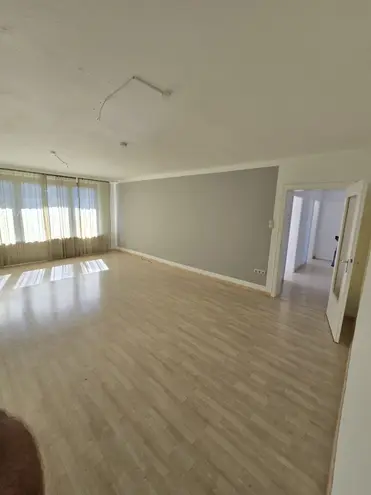 4 Zimmer Wohnung mit 95 m² in Hannover – Bild 3