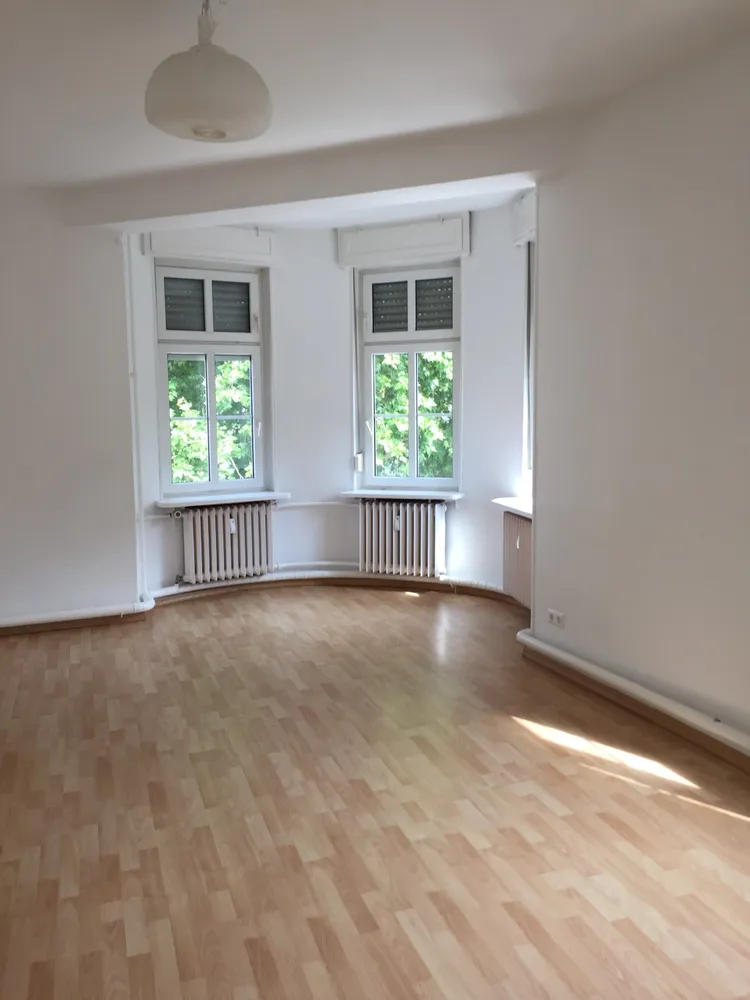 5 Zimmer Wohnung mit 135 m² in Saarbrücken – Bild 1